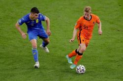 英雄联盟总决赛门票-韩国险胜英格兰，迪马利亚统治全场