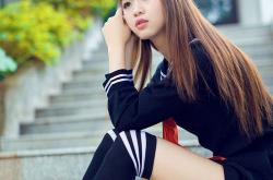 -王冠的两种戴法，当库里与英格拉姆在不同赛场同时加冕