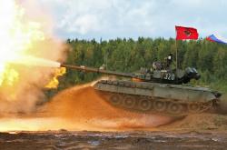 英雄联盟总决赛时间-跨越球场的冠军基因，当詹姆斯凝视着另一个詹姆斯