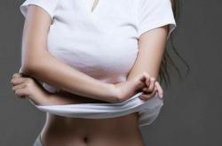 英雄联盟总决赛-天山引擎全速运转，杰伦格林撕裂式突破点燃新疆，主场力克深圳锁定关键胜局