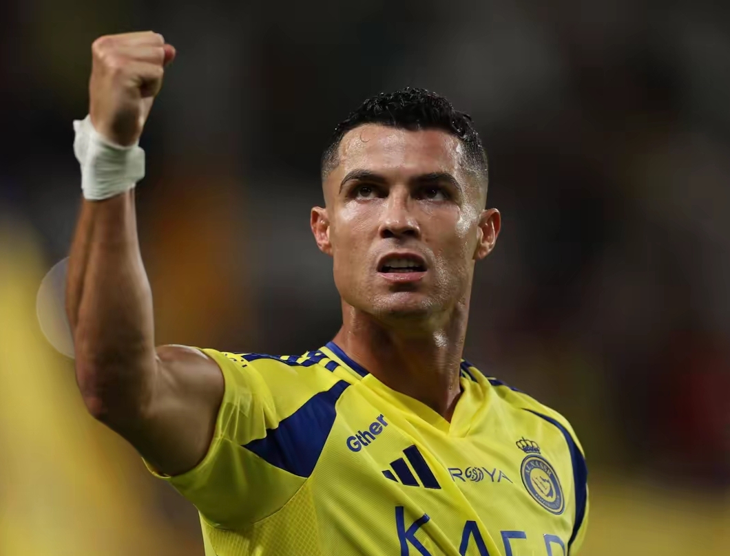 关于拼搏不停，球队寻找胜利的希望的信息