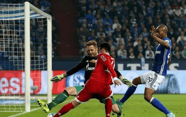 不莱梅挑战法兰克福的领先地位的简单介绍 不莱梅挑战法兰克福的领先地位的简单介绍