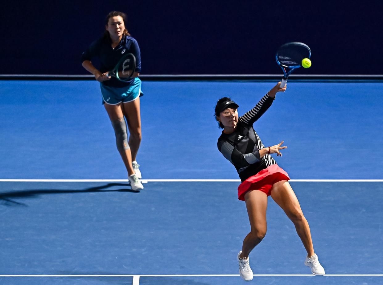 瑞士女子网球选手成功逆转晋级次轮的简单介绍