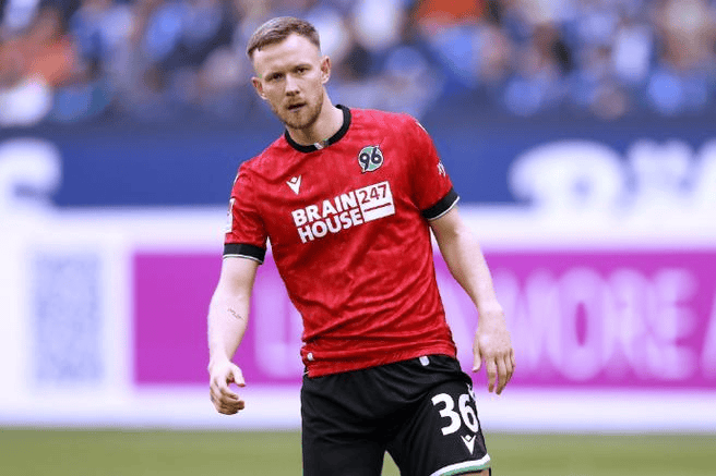 汉诺威连胜结束，球队表现受挫的简单介绍