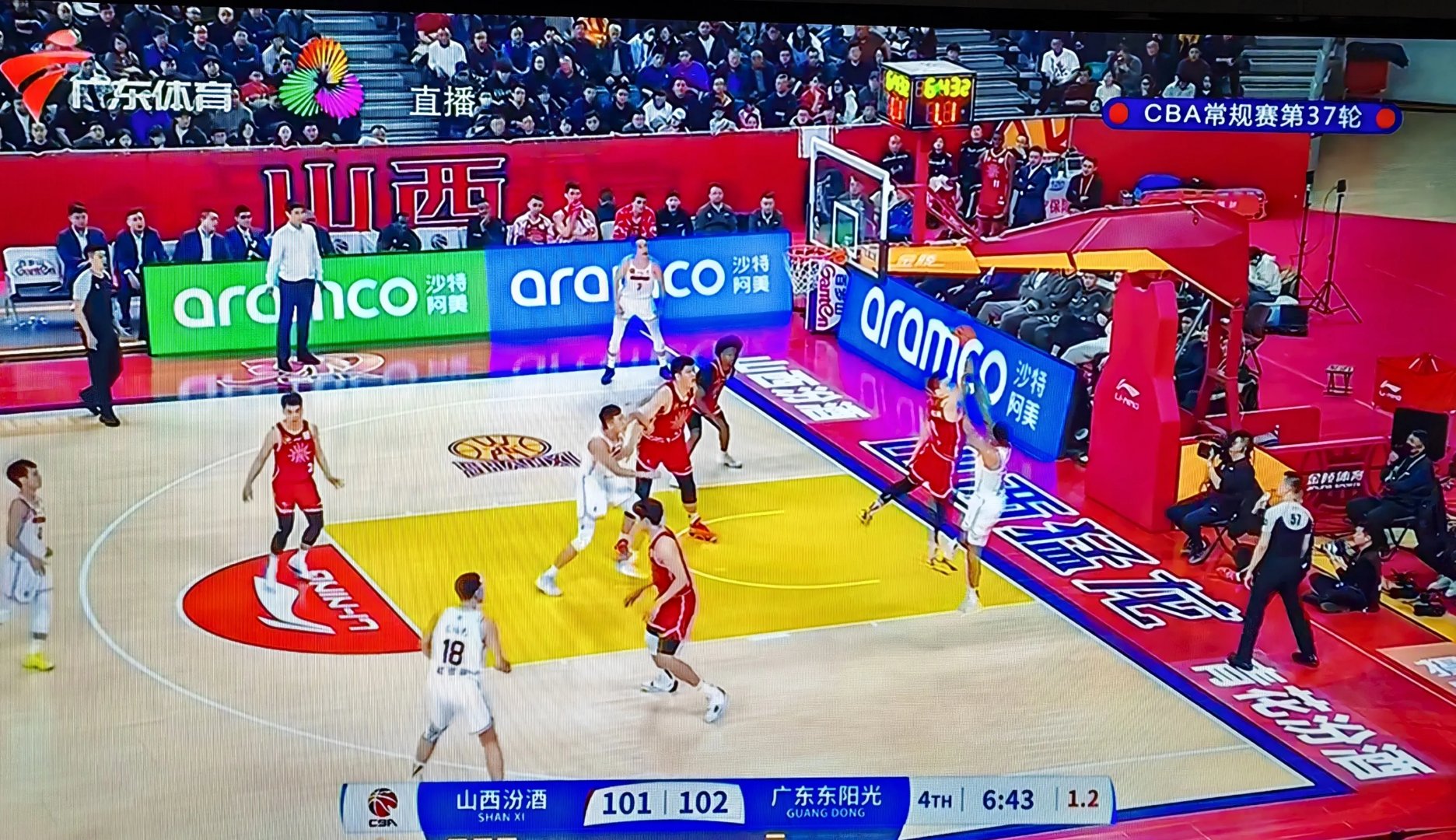 广东队主场胜利在望，继续保持领先优势的简单介绍