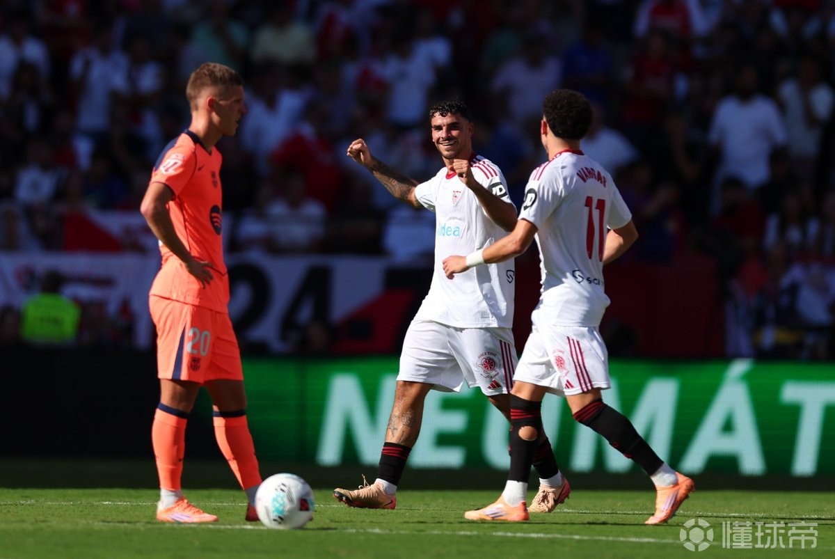 包含埃尔切客场-完胜阿尔梅里亚，保持不败的词条