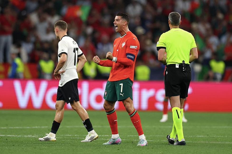 葡萄牙队完胜奥地利队,梁靖崑统治全场 葡萄牙队完胜奥地利队,梁靖崑统治全场