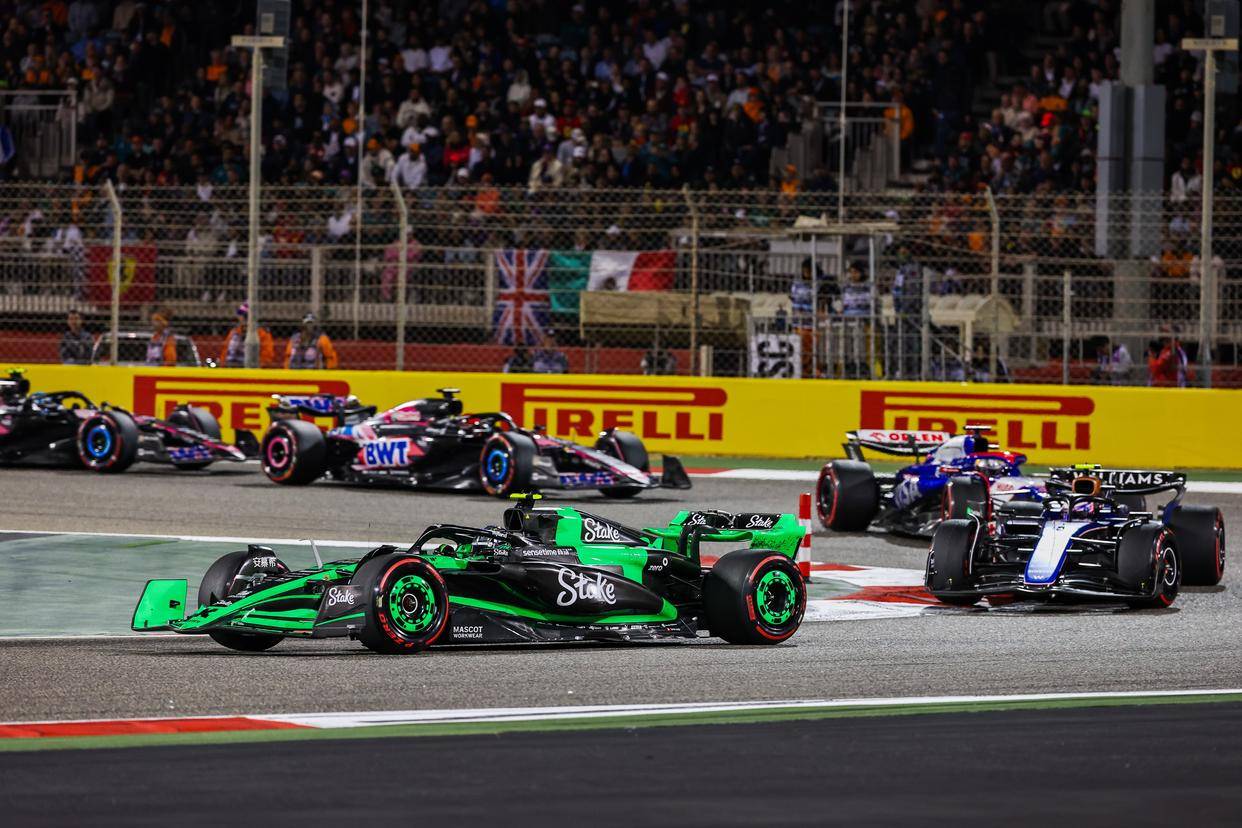 威廉姆斯绝杀索伯车队,维斯塔潘统治全场 威廉姆斯绝杀索伯车队,维斯塔潘统治全场