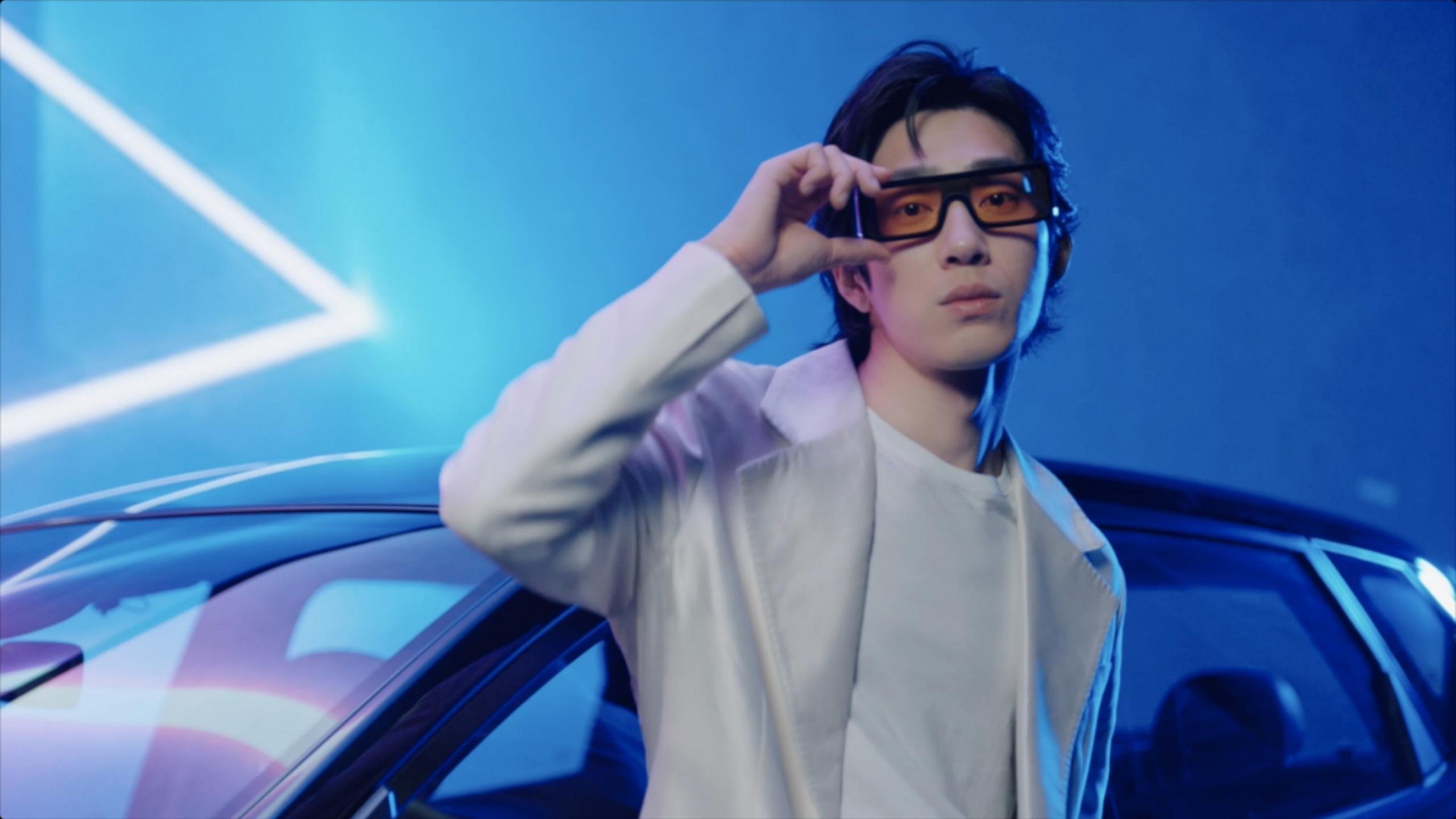 雷霆万钧锁鹈鹕，范弗利特三分里程碑照亮征途