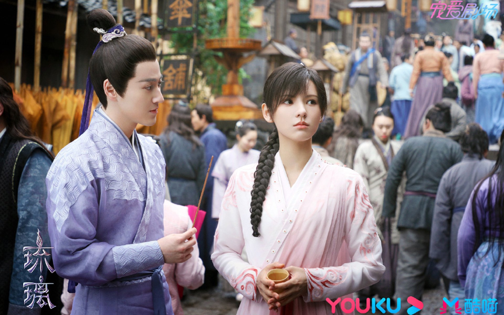 孤星与洪流,足球世界中的两种强大