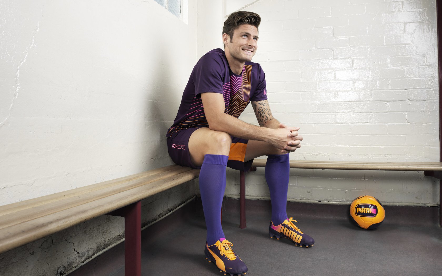 交响乐与重金属，佛罗伦萨的文艺复兴风骨对决多特的工业足球