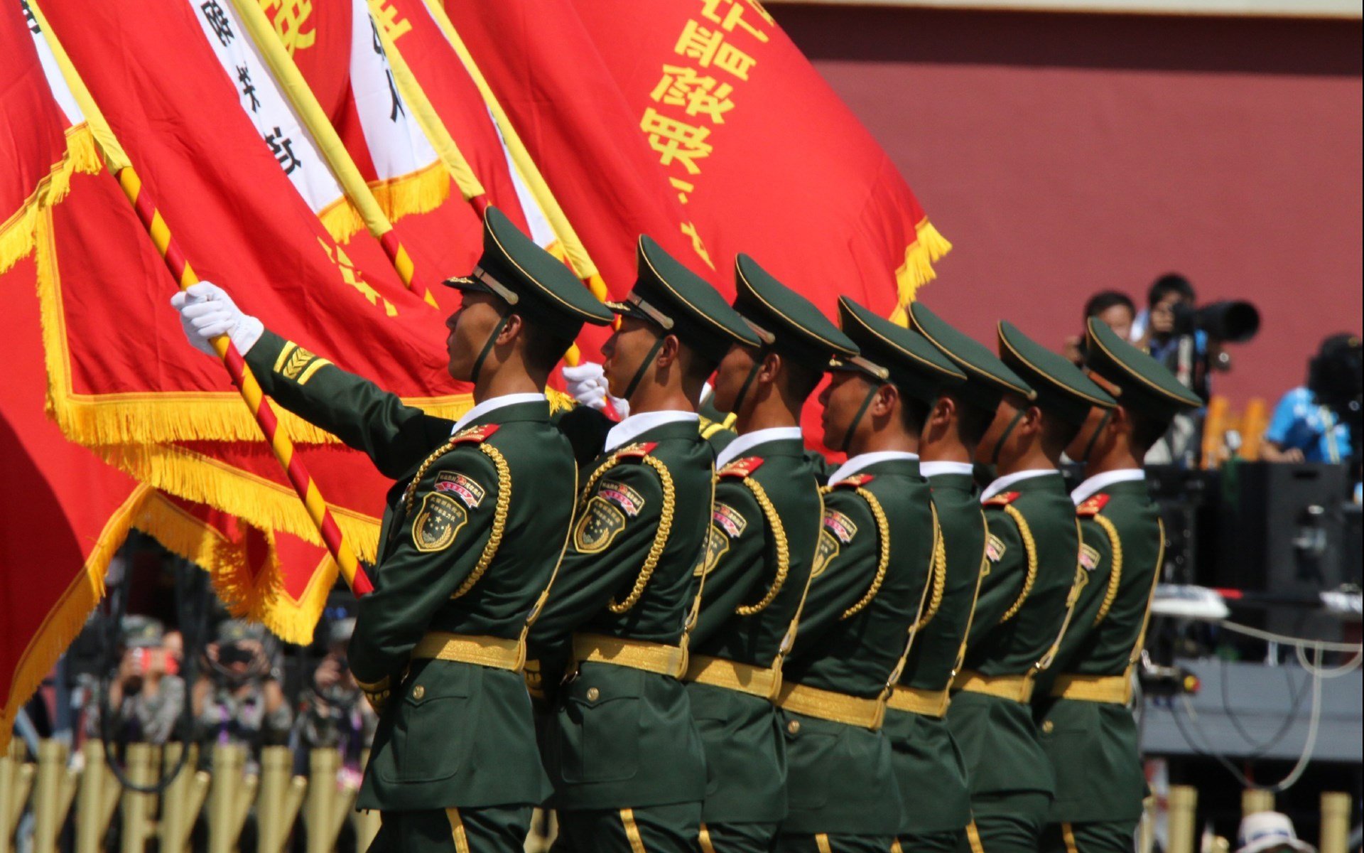 2026世界杯F组生死战，瑞士钢铁逆转美国，孙兴慜压哨绝杀书写亚洲传奇