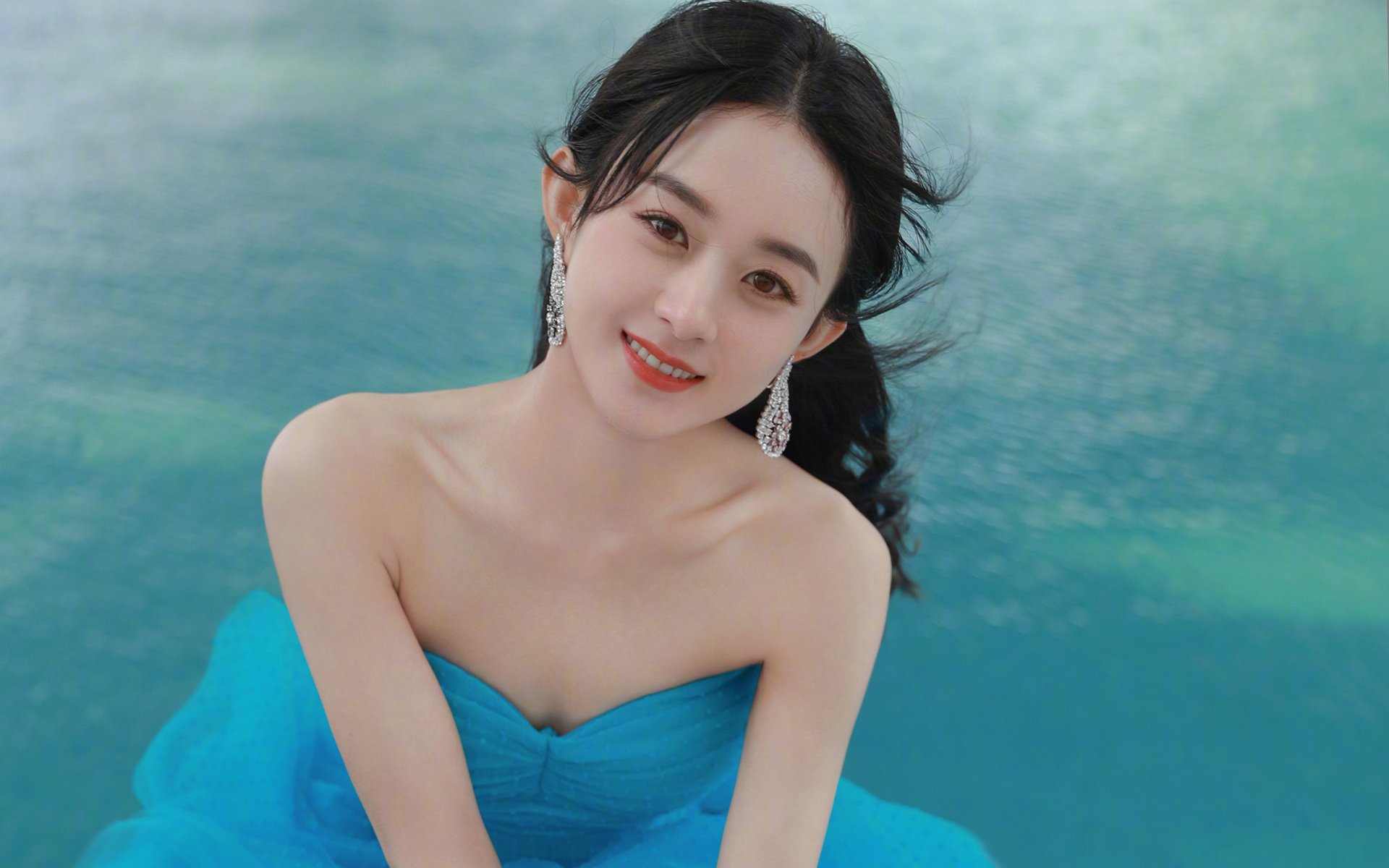 1.北欧冰锋与波斯铁骑的碰撞,德布劳内导演的唯一剧本